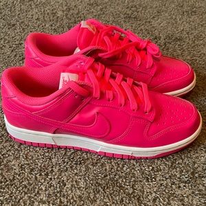 Nike Dunk Low Hyper Pink🩷
